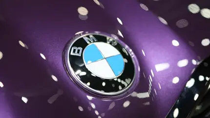 Электрификация, обновленный дизайн и «умные» дверные ручки: BMW X5 нового поколения попался во время тестов
