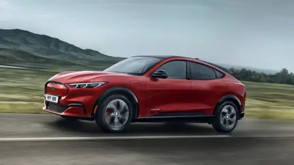 Падение продаж подтолкнуло Ford к снижению цен на электрический Mustang Mach-E