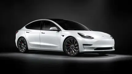 Tesla продолжает снижать цены: новую Model 3 можно купить от 35 тыс. долларов