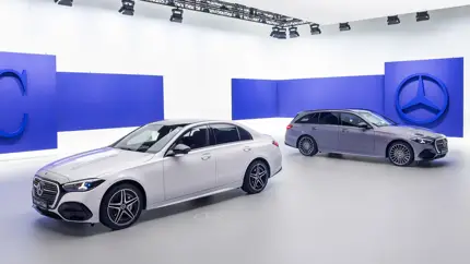 Mercedes-Benz обновила C-Class: новые моторы, ИИ и 100 километров электрического хода у гибрида