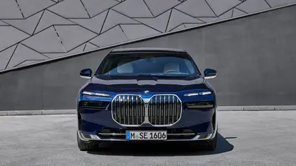 В Россию дилеры завезли новенькие BMW 7 Series