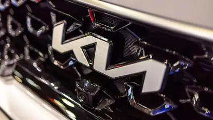 Вторичка выбрала корейцев: Kia Rio и Hyundai Solaris стали лидерами мая