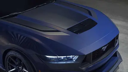 Первый Ford Mustang Dark Horse 2024 года ушел с молотка за 350 тыс. долларов