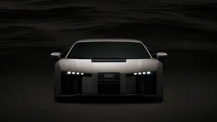Новый суперкар Audi вышел на Нюрбургринг в камуфляже после громкой премьеры