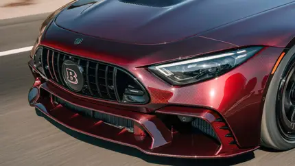 Суперкар без компромиссов: Brabus превратил AMG SL 63 S в кабриолет-монстра