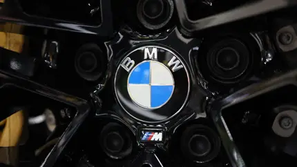 Новые BMW X3 2025 года попали под отзыв из-за опасного дефекта