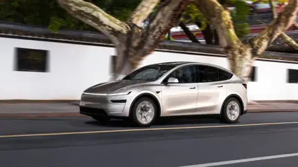 Tesla раскрыла особенности Model Y L: салон охлаждается быстрее, а обзор назад стал лучше