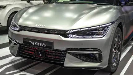 Kia готовит к премьере обновленный EV6