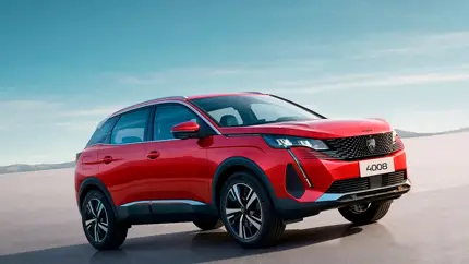 Эксперты провели сравнительный тест моделей Peugeot 4008 и Geely Atlas Pro
