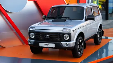 LADA снова держит рынок доступных машин: что можно купить дешевле 2,1 млн рублей
