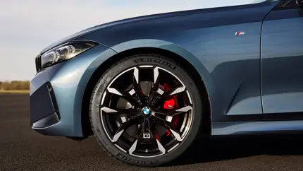 Что выбрать при одинаковой стоимости: Tesla Model 3 Performance или BMW 3 Series