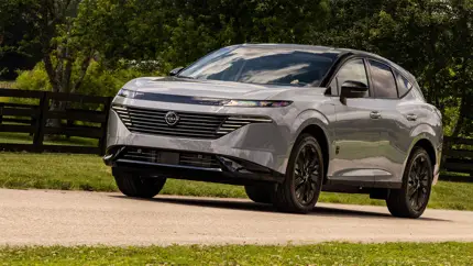 Nissan пересобрал линейку Murano 2027: между SL и Platinum появилась Dark Armor