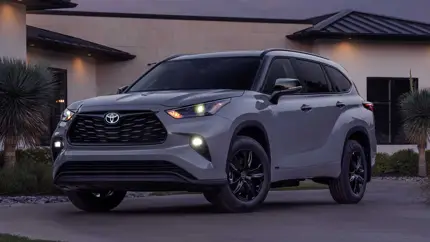 Бамперы у 751 тыс. кроссоверов Toyota Highlander могут отвалиться прямо на ходу