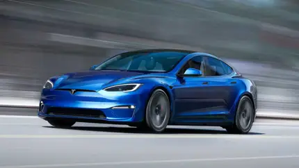Tesla продолжает ценовую войну и снижает цены в США