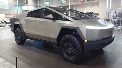 Tesla снизит цену защиты стекла Cybertruck: экономия составит $120 в год