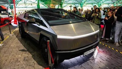 Илон Маск всё: компания Tesla уходит от выпуска электромобилей в новую сферу