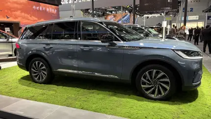 Проблема в софте: Ford отзывает более 250 тыс. SUV из-за риска отказа ADAS