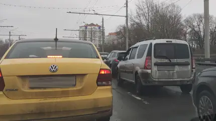 Эти предметы чаще всего падают на автомобили: статистика от страховщиков