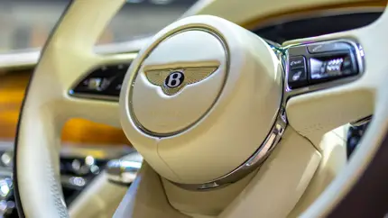 Bentley: роскошь в деталях и вызовы будущего