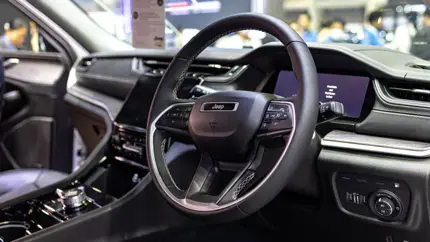 Сила восьми цилиндров: Jeep пока не прощается с V8