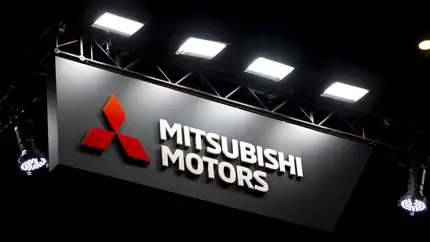 Электромобили и гибриды: Mitsubishi обновит линейку внедорожников в Европе