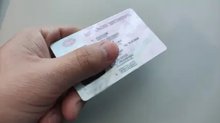 Названы размеры штрафов в этом году за езду без водительского удостоверения