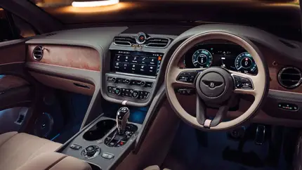 В салонах автомобилей Bentley можно найти детали как из ювелирного салона