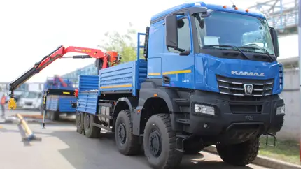 560 сил и полный привод 8×8: КАМАЗ подготовил машину для работы вдали от дорог