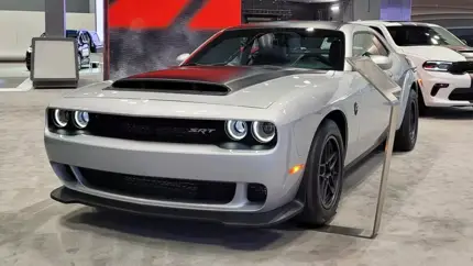 Challenger может стать автобусом: китайцы пришли за заводом Dodge