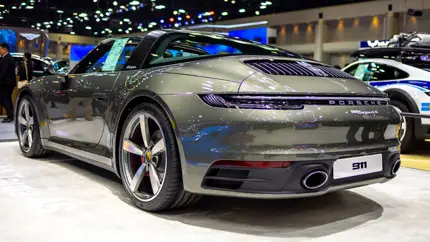 Porsche не даст 911 стать электрокаром: батарея не заменит ДВС