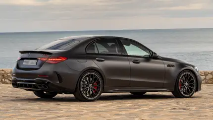 Возвращение V8: Mercedes-AMG ведет разработку «электрифицированного V8»