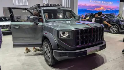 Hongqi готовит внедорожник мощнее TANK 700 — но Россия пока ждёт
