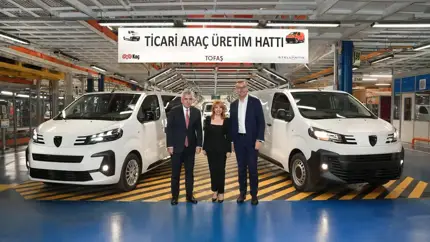 8+1, дизель 180 л.с. и EAT8: глава Peugeot оценил производство Traveller в Турции