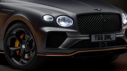 Bentley представила новый кроссовер Bentayga S Black Edition: сочетание стиля и мощи