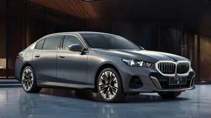 Почти 5 тыс. BMW i5 попали под отзыв из-за отсутствия звуковых сигналов