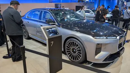 Россия может окончательно остаться без автомобилей BMW, Mercedes и Toyota: названа причина