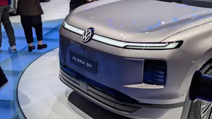 Volkswagen ID. ERA 9X предложили в России от 11,2 млн рублей