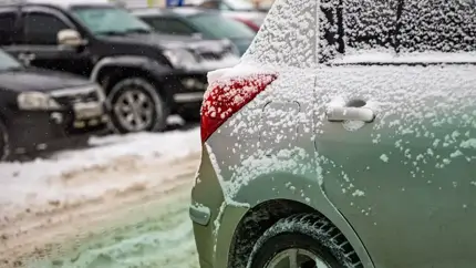 Уже с 1 января: в Москве повышают тарифы  за эвакуацию и хранение неправильно припаркованных ТС