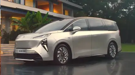 Toyota Alphard на батарейках: только в Китае и только для Китая