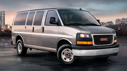 30 лет спустя GMC Savana сохранит проверенную конструкцию и прежние моторы