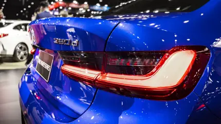 Новая BMW 3 Series: чем версия с ДВС отличается от электрической i3