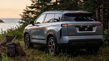 Новый JELAND J7 уже купили: чем он собирается конкурировать с Haval и Belgee