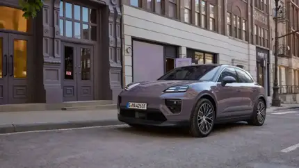 В России стартовали продажи нового электрического Porsche Macan: известна цена