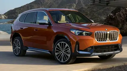 Почти 5 млн рублей: в РФ продают новый кроссовер BMW X1
