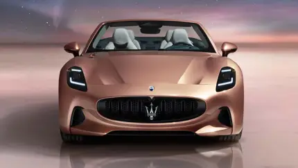 Компания Maserati представила самый быстрый в мире электрический кабриолет