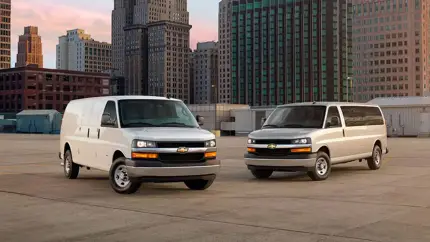 Фургон Chevrolet Express стал незаменимым: невероятный рывок продаж в третьем квартале