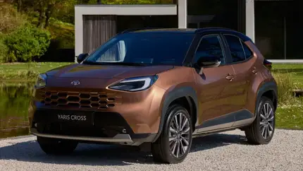 Самый продаваемый Toyota в Европе обновился: Yaris Cross делает ставку на гибрид и оснащение