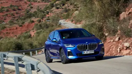 BMW оставит семьям только кроссовер? Официального решения пока нет