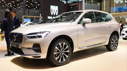 Volvo продаёт меньше, но электричеством светит ярче: почти % продаж уже «на розетке»