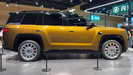 BYD показал гигантский Tai 9: 5,27 метра и 310 км без запуска ДВС